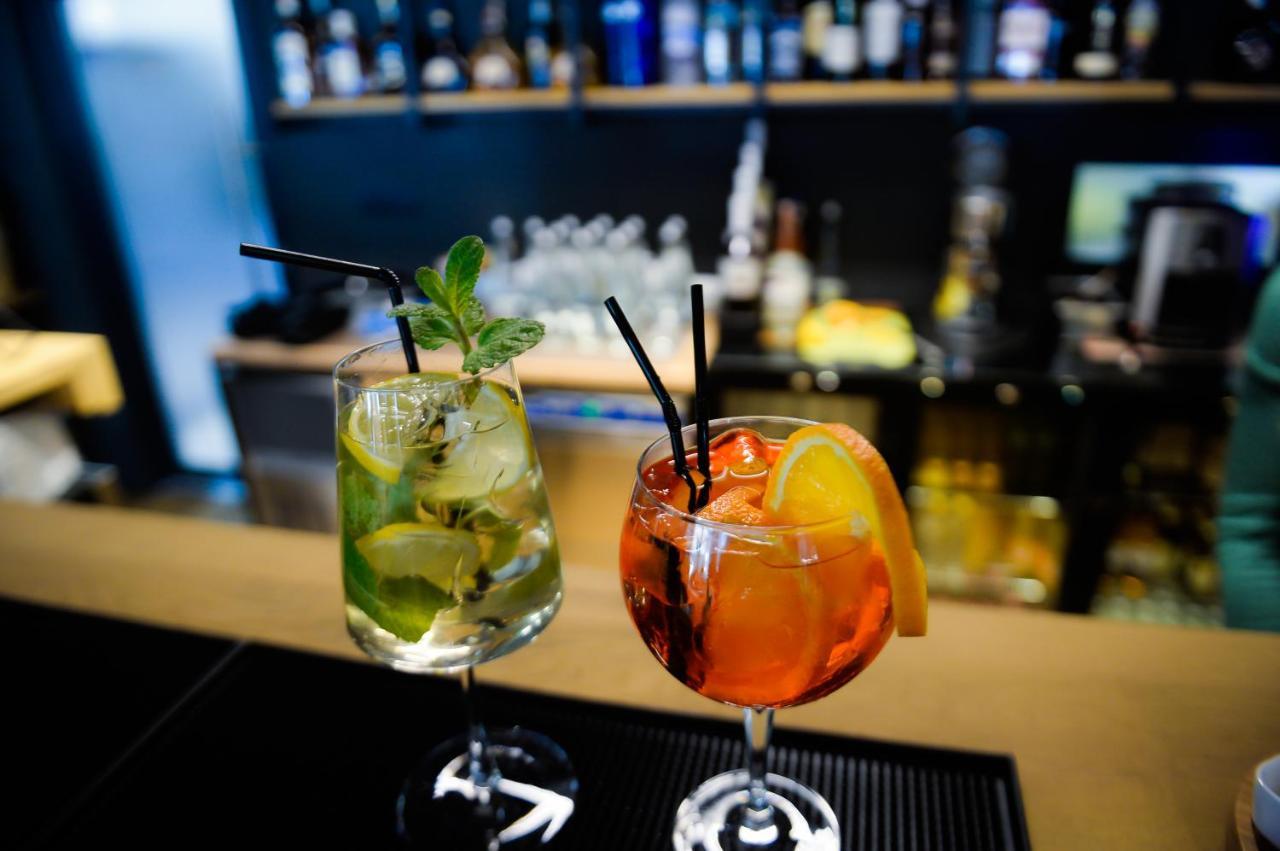 Hugo Hotel Satu Mare Zewnętrze zdjęcie