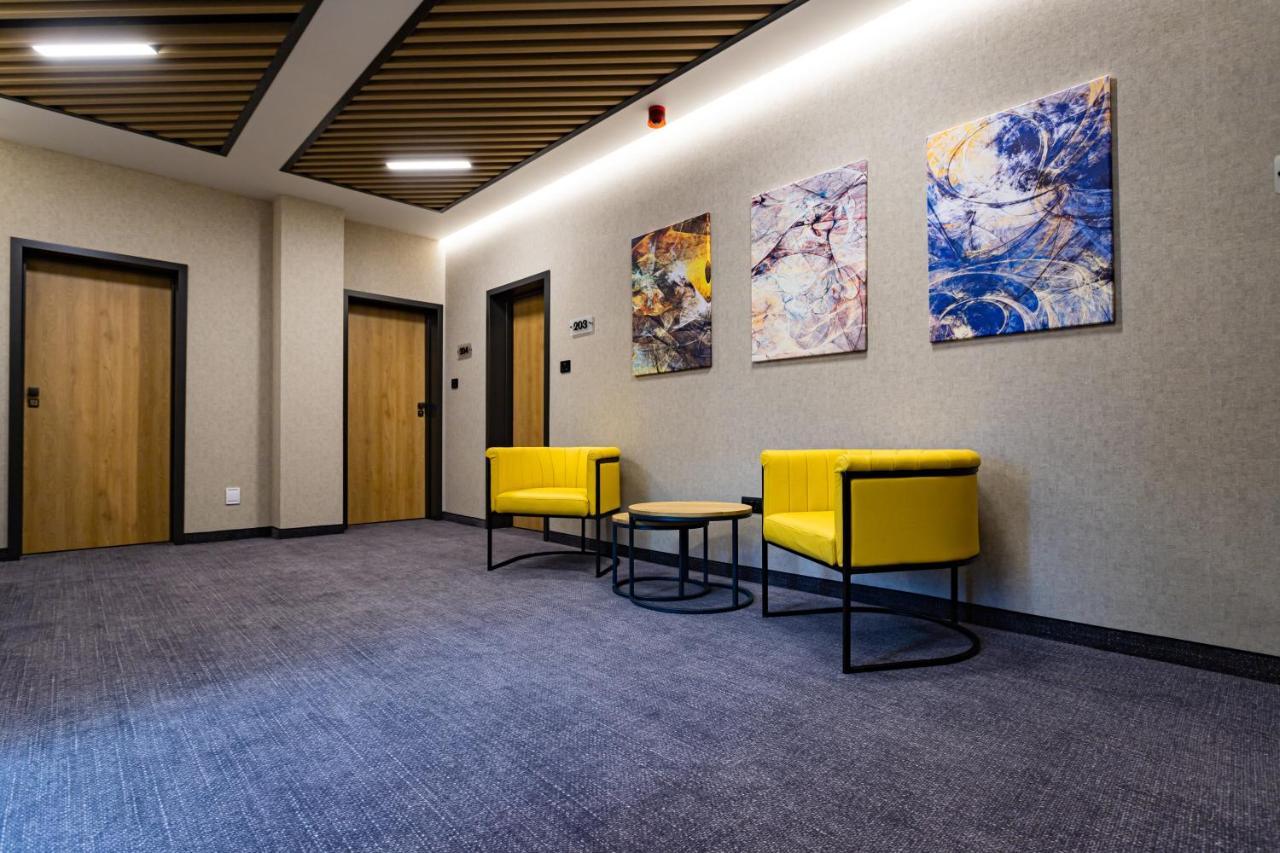 Hugo Hotel Satu Mare Zewnętrze zdjęcie